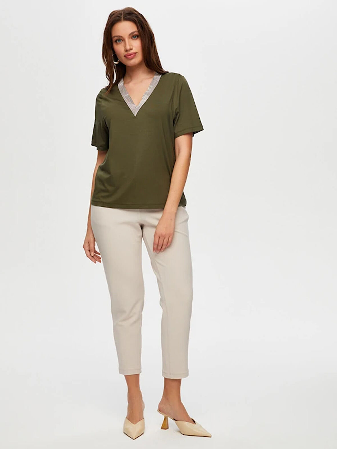 Zincir Şertili V Yaka Kısa Kol T-Shirt S25TSH064