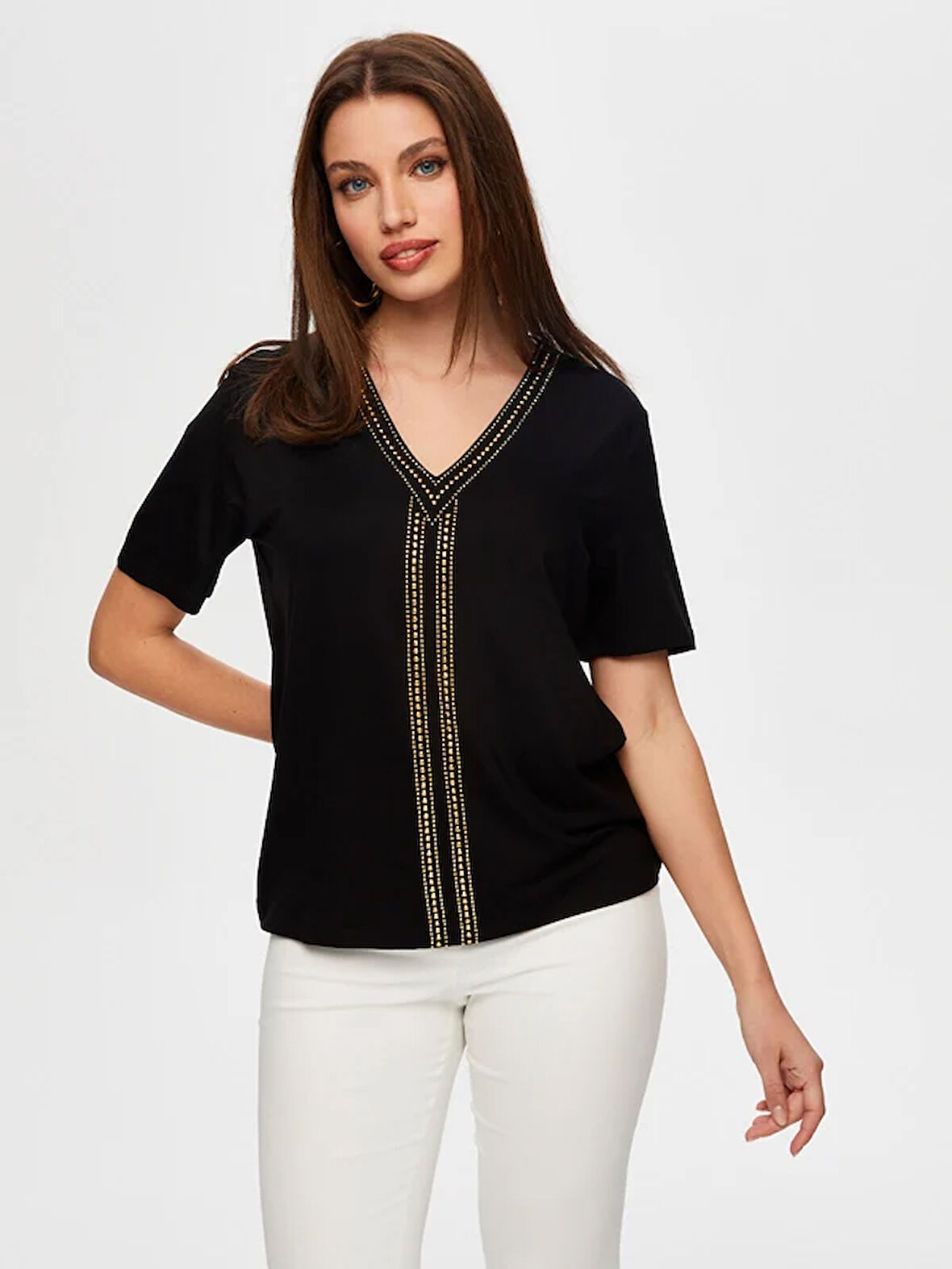 Gold Trok Taş Detaylı V Yaka Kısa Kol T-Shirt S25TSH069