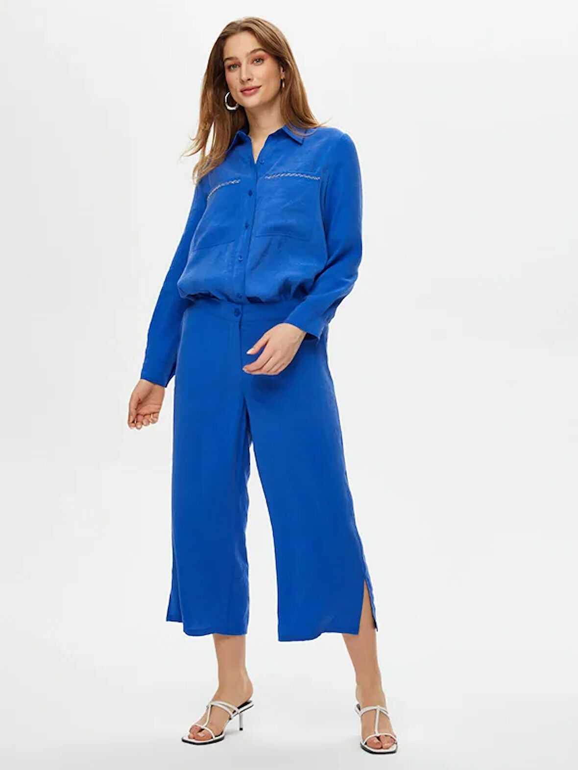 Yanları Yırtmaçlı Modallı Comfort Fit Caprı S25CPR002