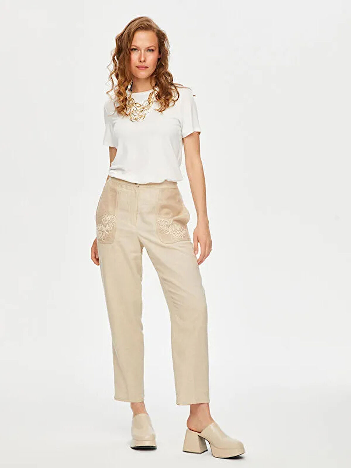 Kordone Nakış Garnili File Detaylı Comfort Fit Pantolon S25PNT030