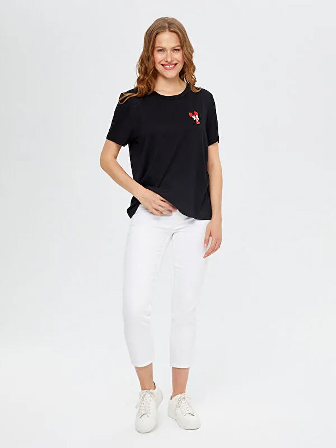 Resort Boncuk Aplike Detaylı Yuvarlak Yaka T-Shirt S25TSH112