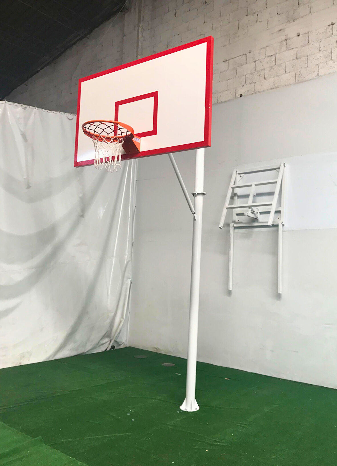 Standart Basketbol Potası Sabit Çember 105*180 1,5 mm Sac Panya