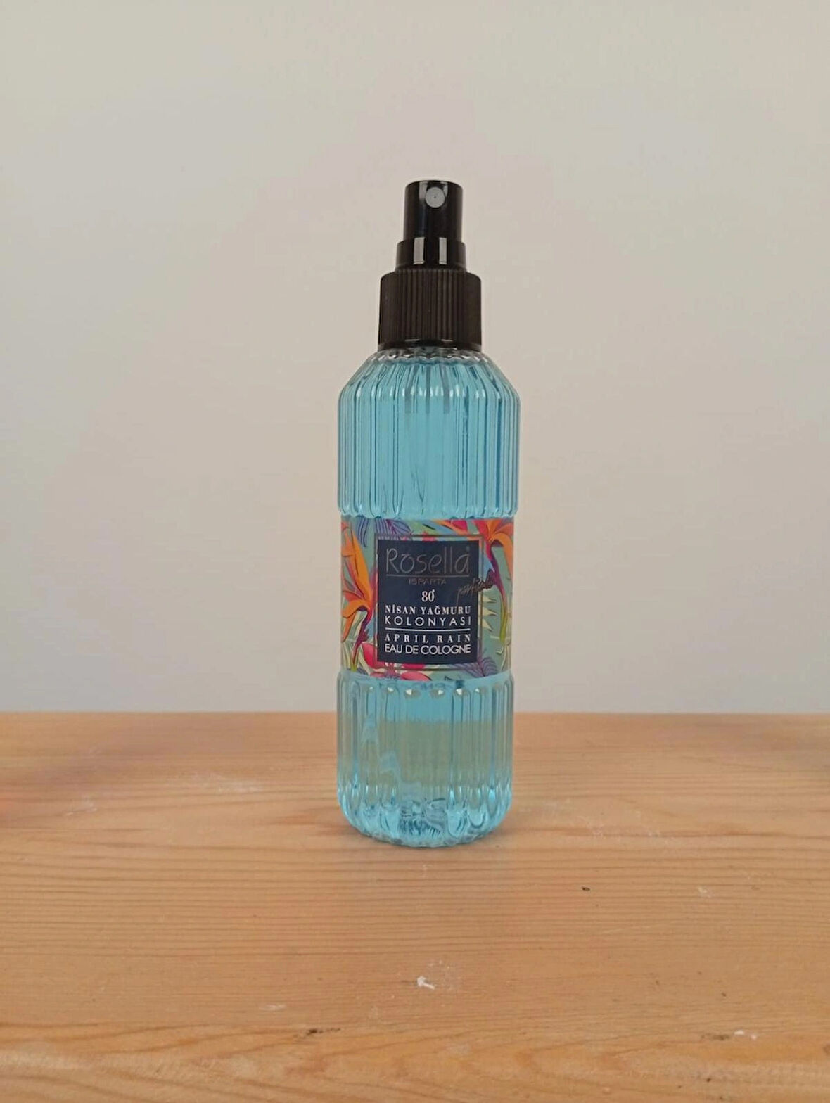 ROSELLA NİSAN YAĞMURU KREM PARFÜMLÜ KOLONYA 200 ML SPREY