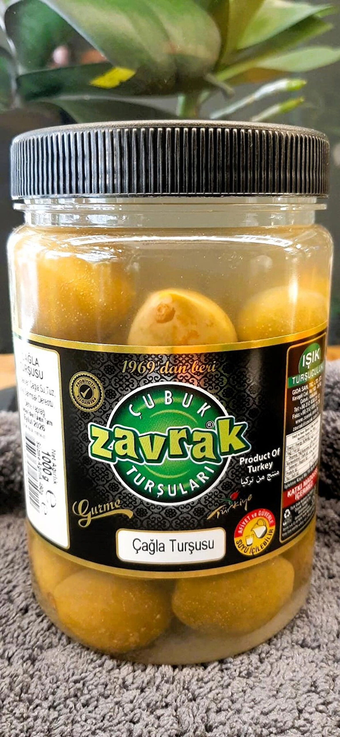 Zavrak Naturel Çağla Turşusu (1 kg)