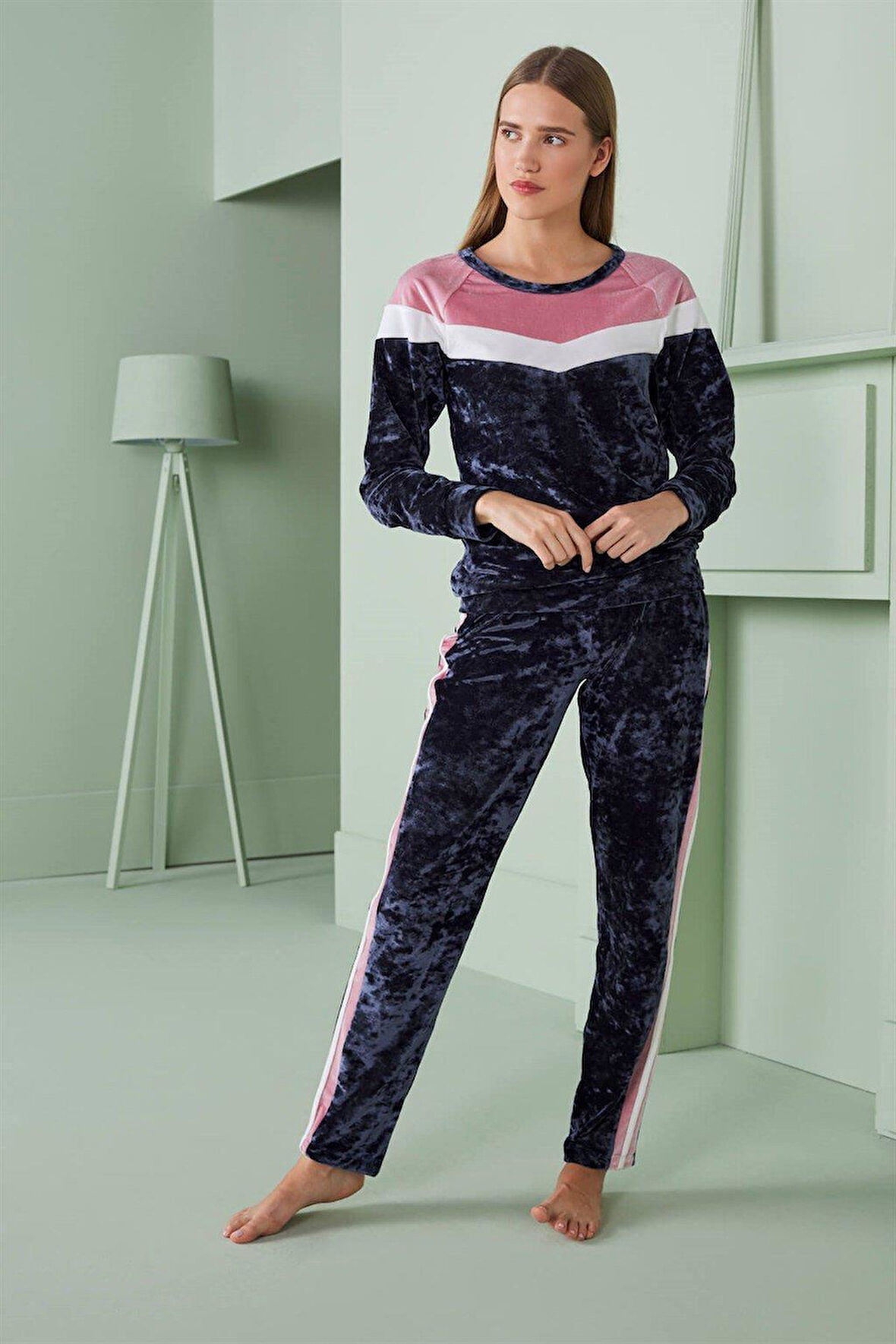 Doreanse 4330 Lacivert Kadife Kadın Pijama Takımı
