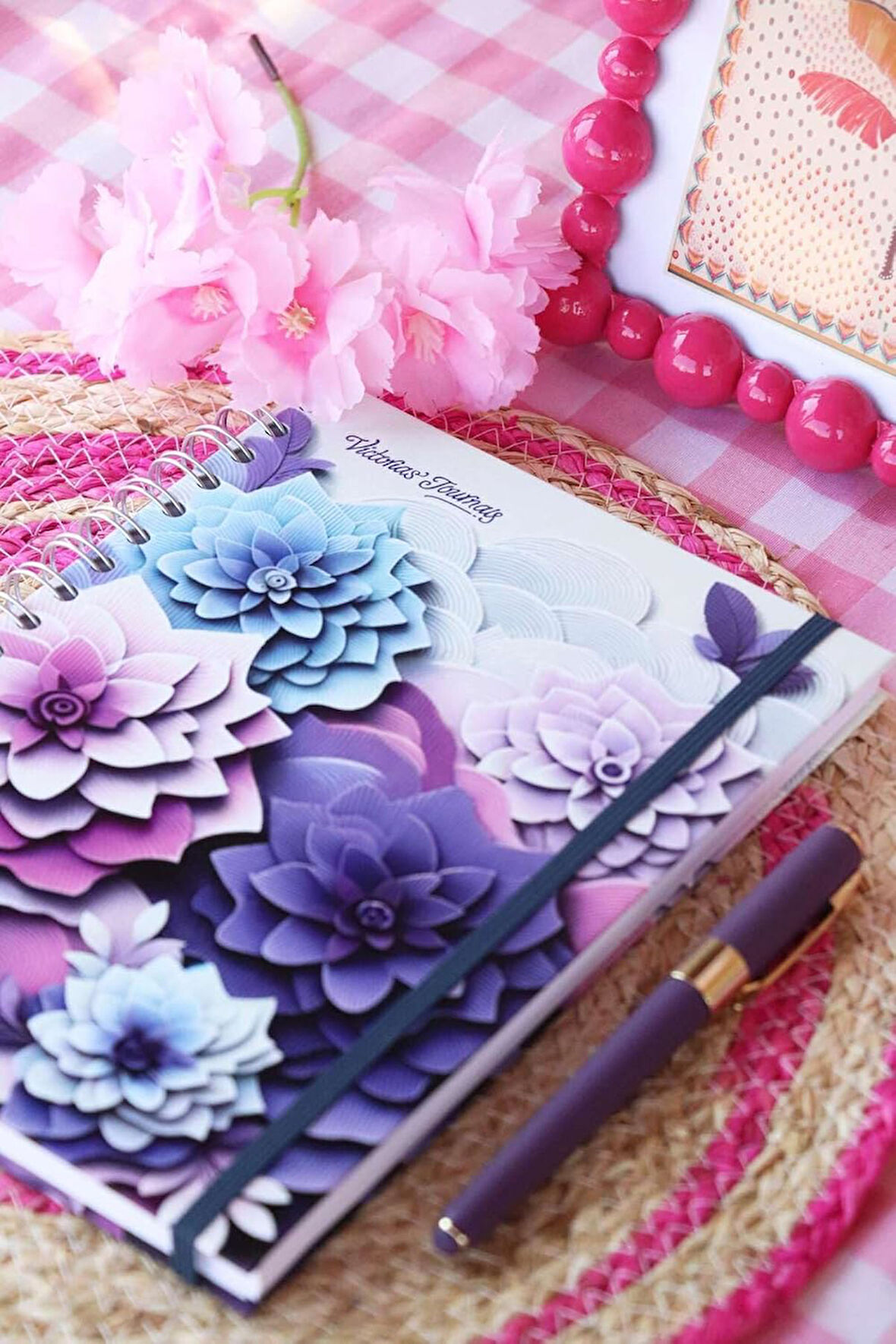 Defter Sert Kapak 192 Sayfa 96 Yaprak 17x24 cm 90gr