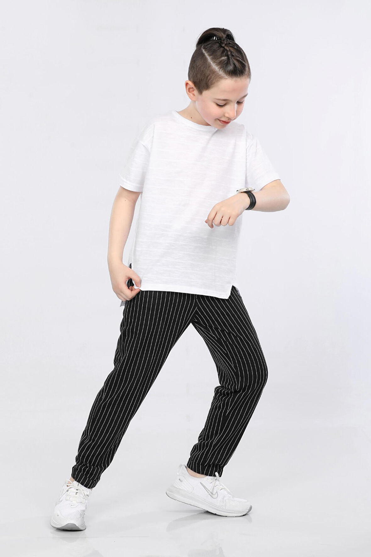 Mornio Erkek Çocuk T-shirt ve Pantolon 2 li Takım VF24KMR5109596