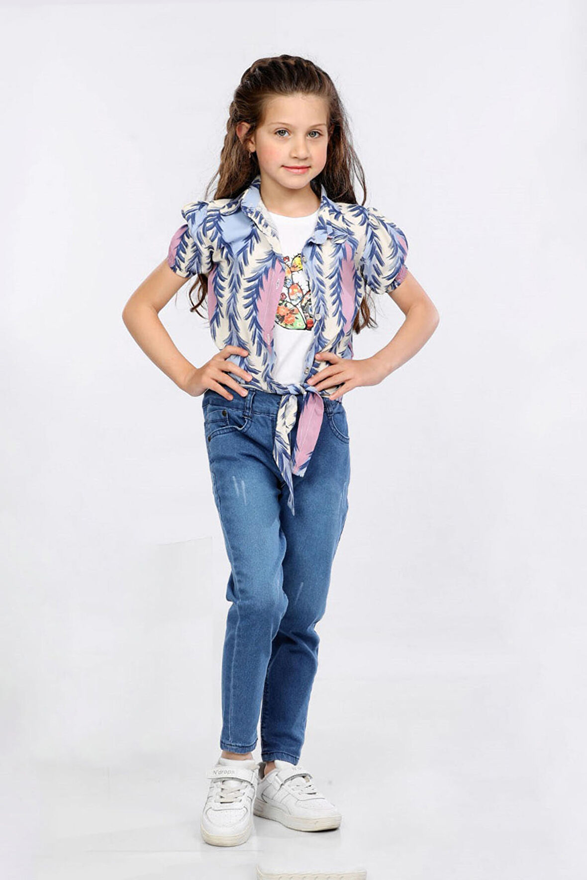 Mornio Yaprak Desen Baskılı Alttan Bağlamalı Renkli Gömlek, Tişört ve Kot Pantolon 3 lü Takım MRN2411