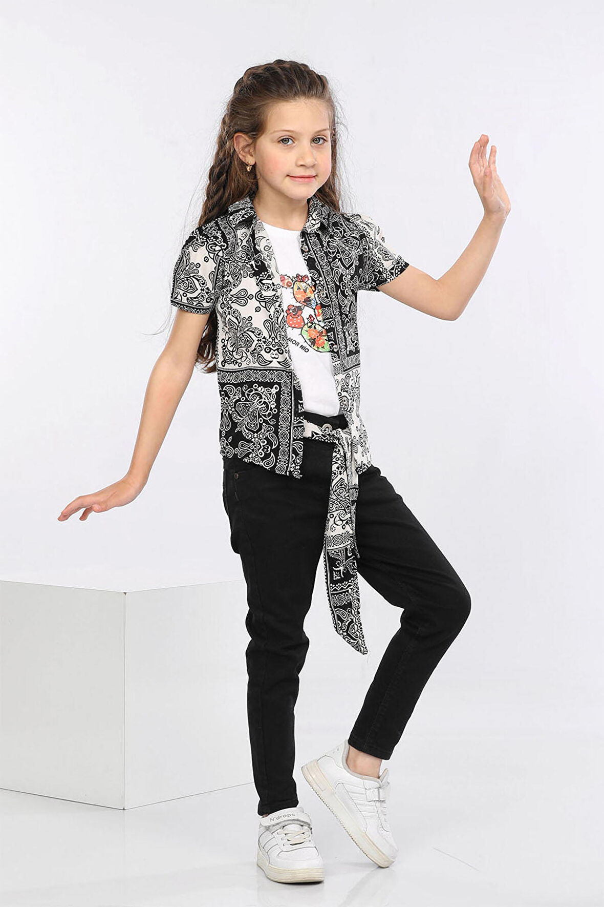 Mornio Etnik Desen Baskılı Renkli Gömlek, Tişört ve Kot Pantolon 3 lü Takım MRN2414