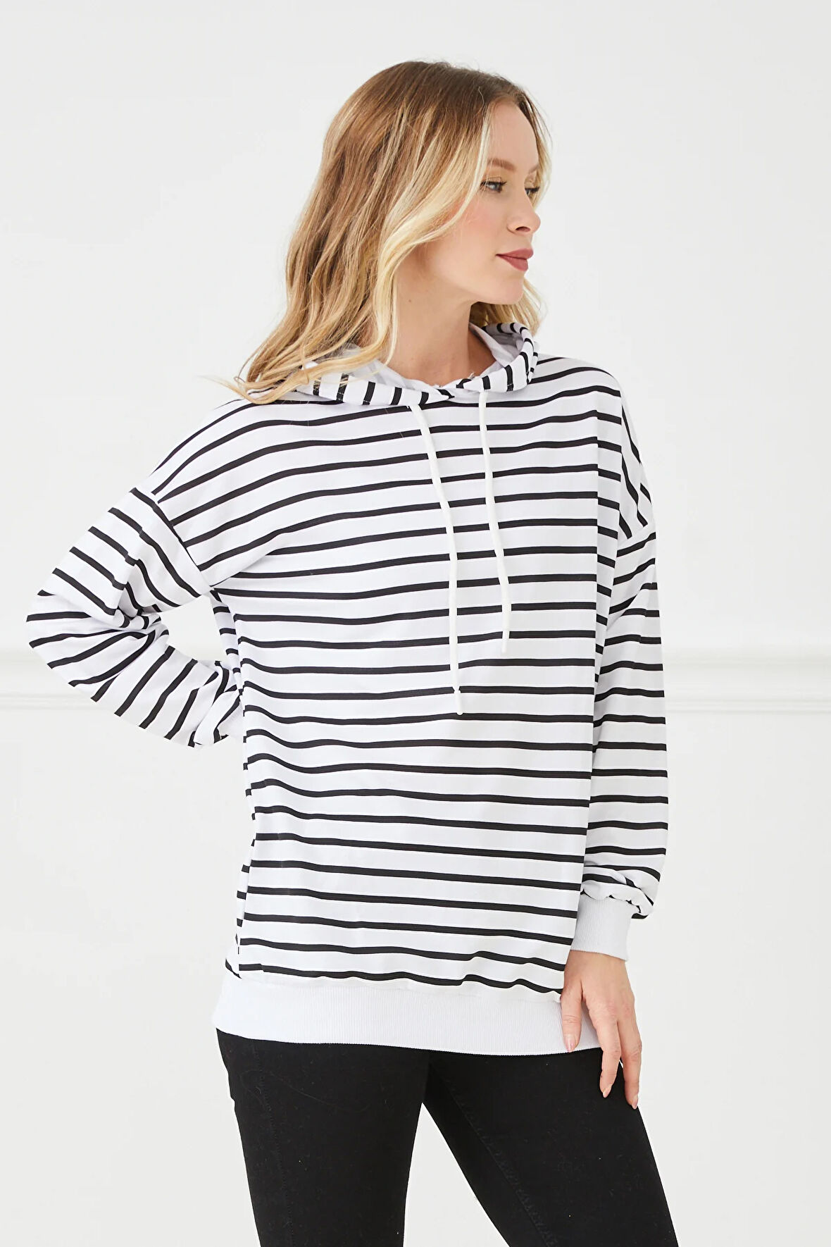 Go Veform Kapüşonlu Çizgili Kadın Sweatshirt Beyaz ZN5027