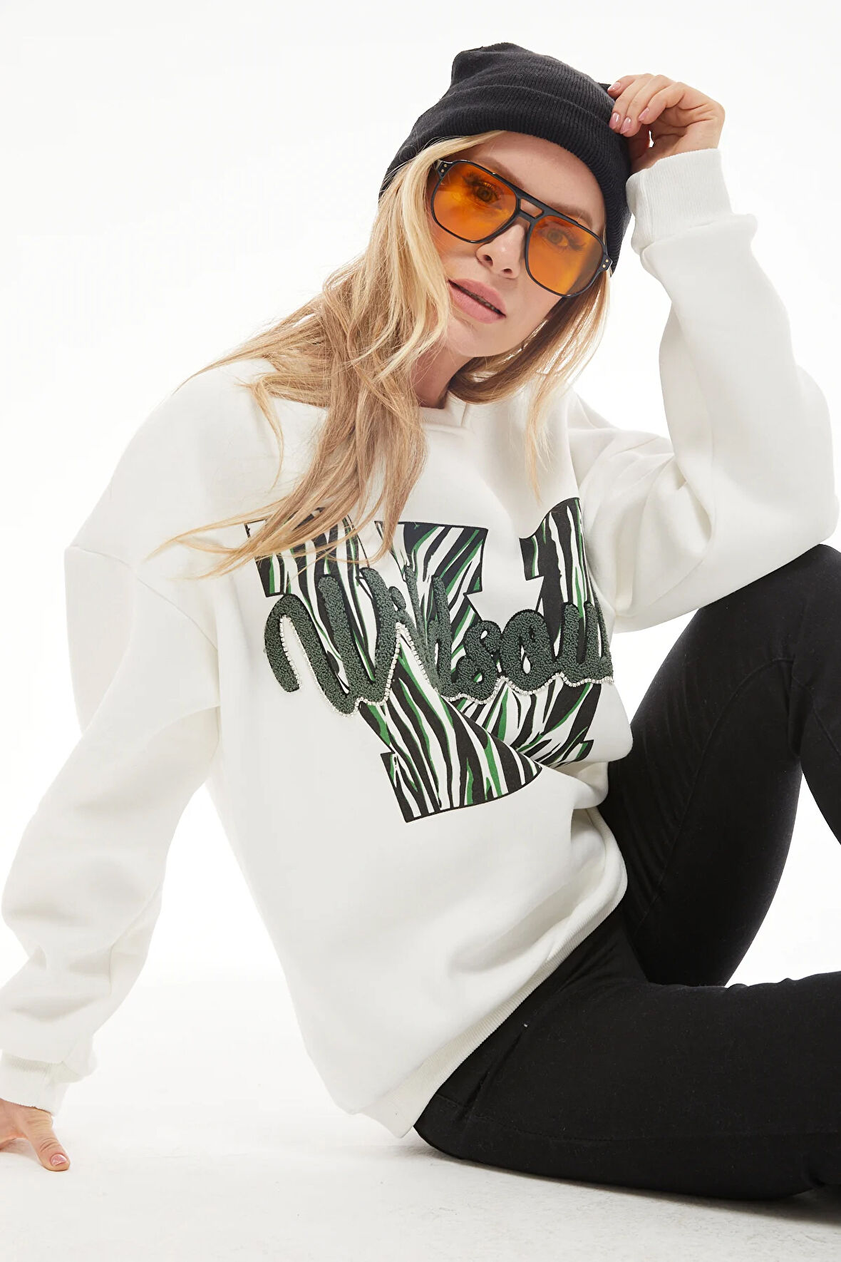 Go Veform Kadın Nakışlı Üç İplik Sweatshirt Ekru ZN5099