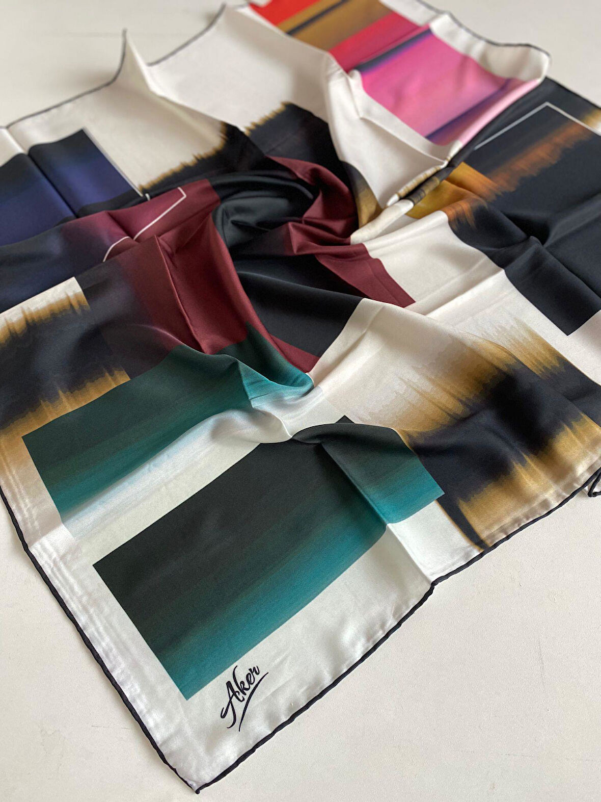 Aker Polyester Eşarp 51816 Yeşil Karışık Desen