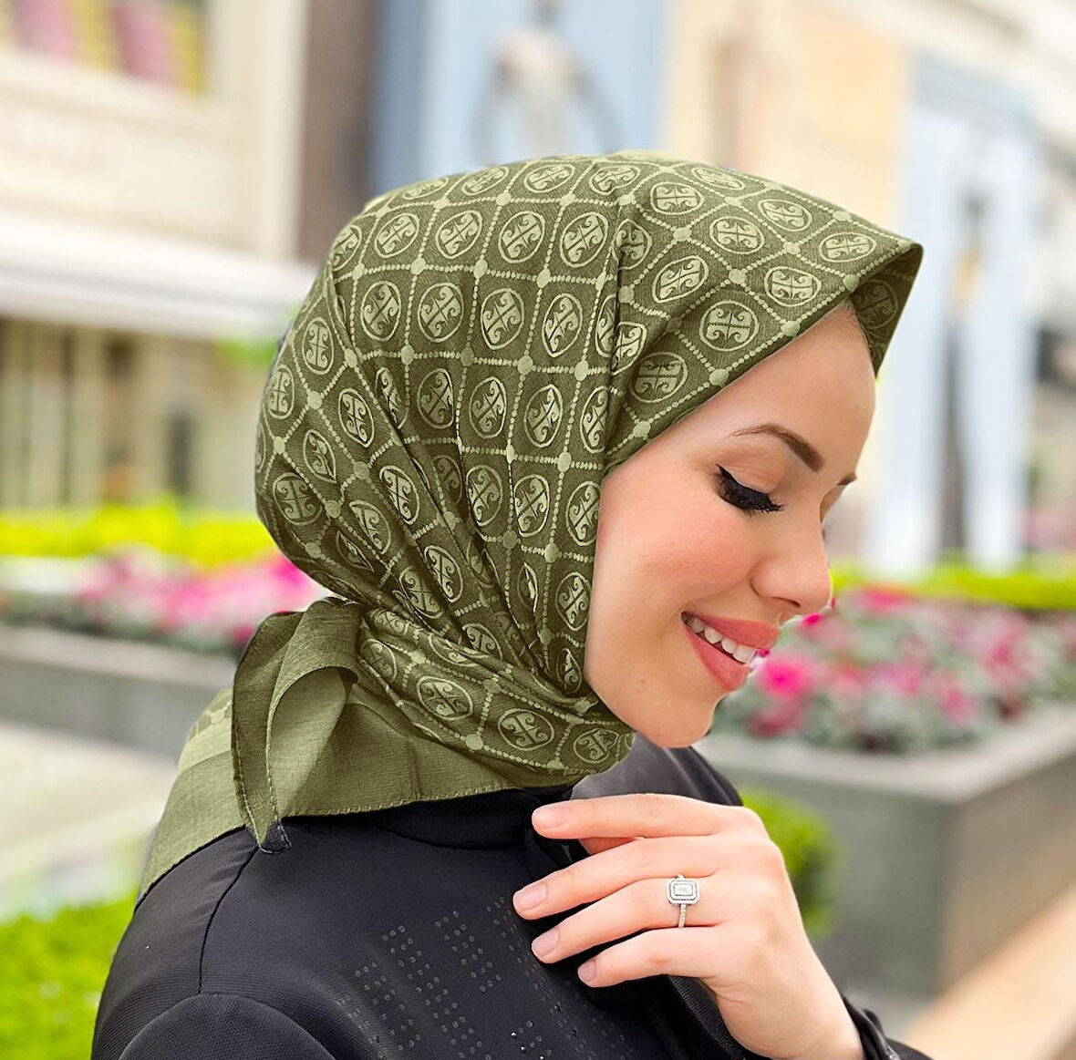 Elegans Monogram Eşarp - 1090750 -934 Kına Yeşili