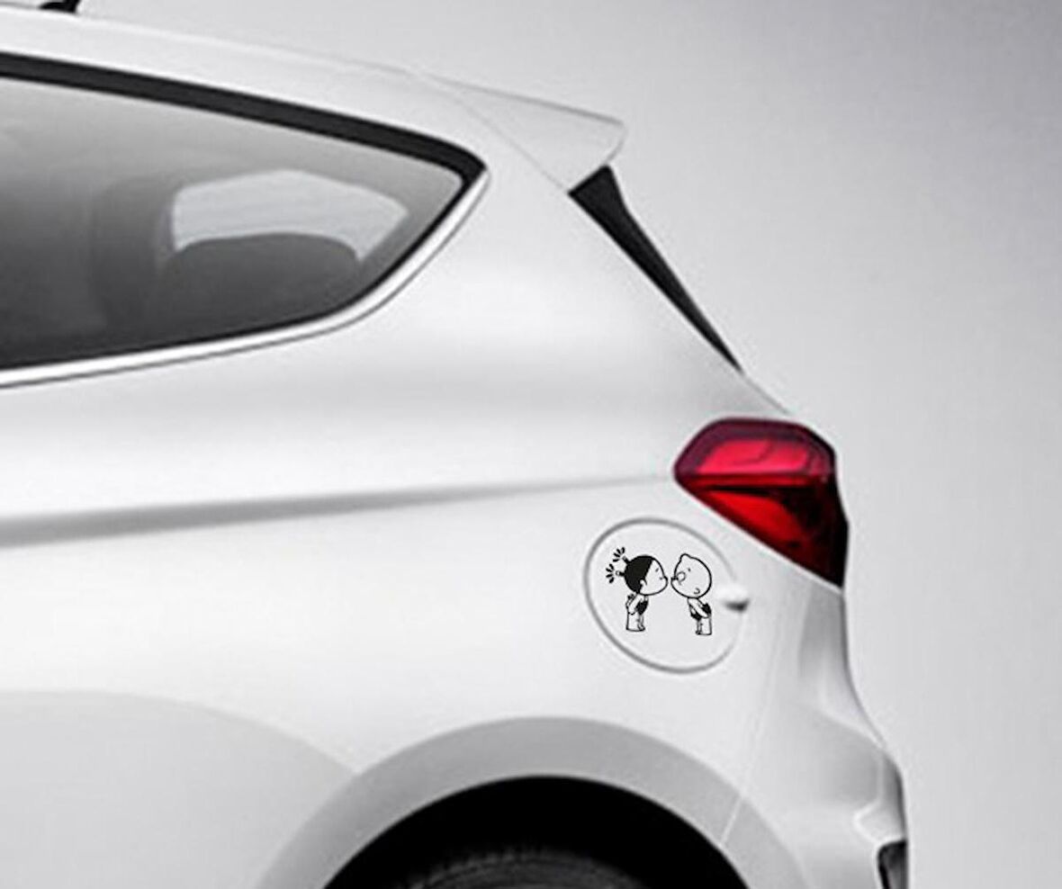 Öpüşen Çocuklar Araba Araç Depo Sticker Yapıştırma