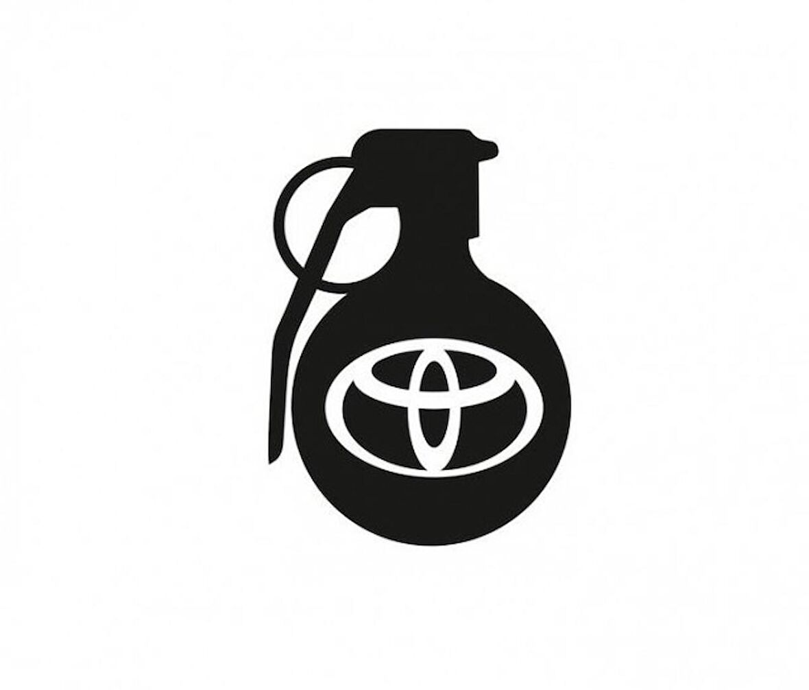 Toyota Araba Komik El Bombası Sticker Yapıştırma