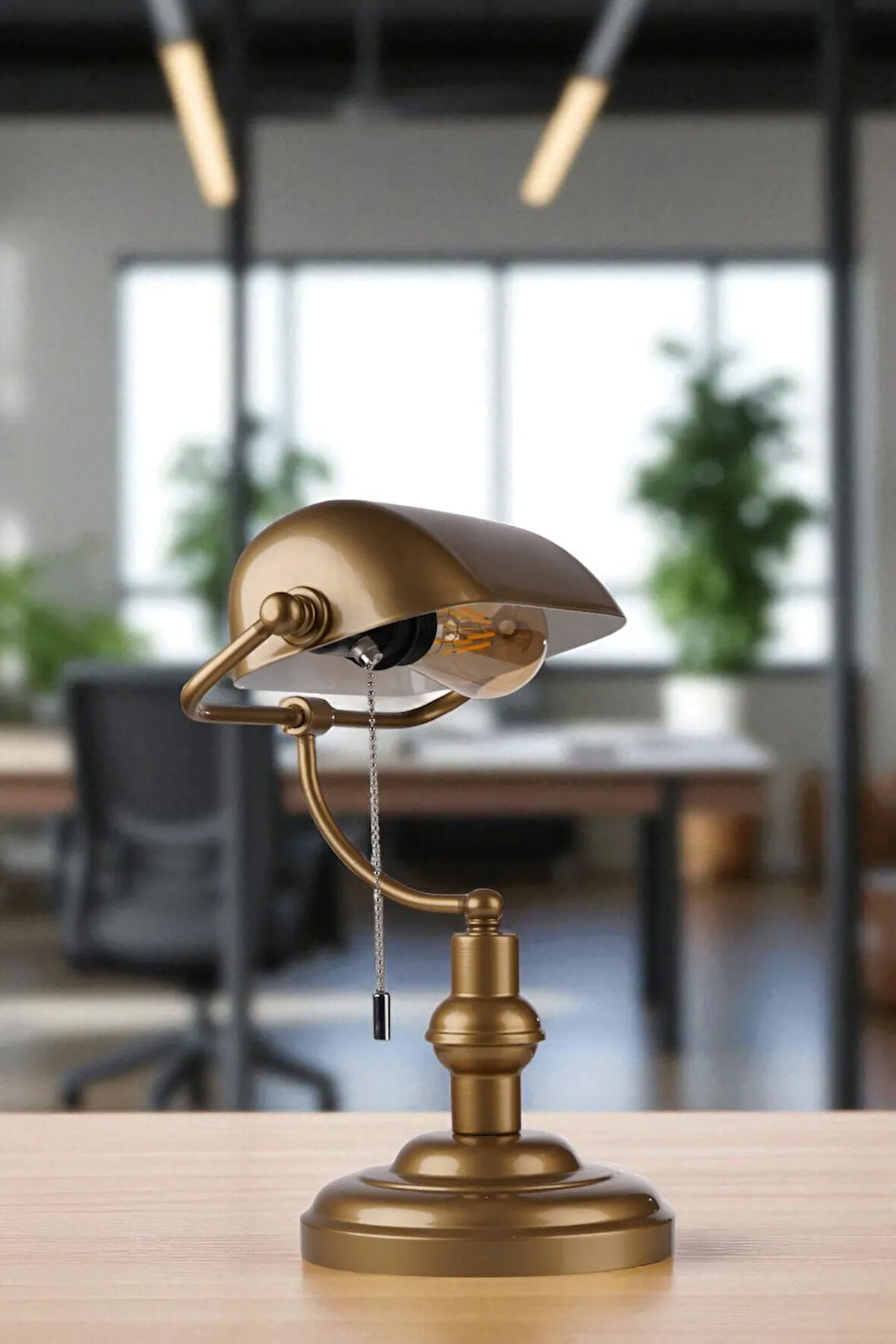 BANKER ESKİTME MASA LAMBASI