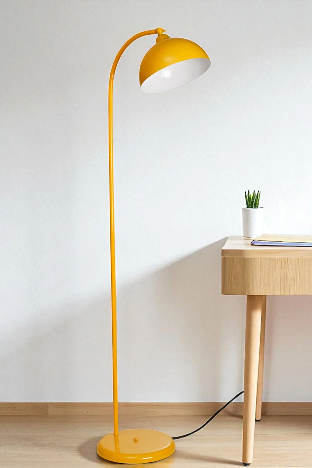 AZRA SARI RETRO BAŞLIKLI LAMBADER