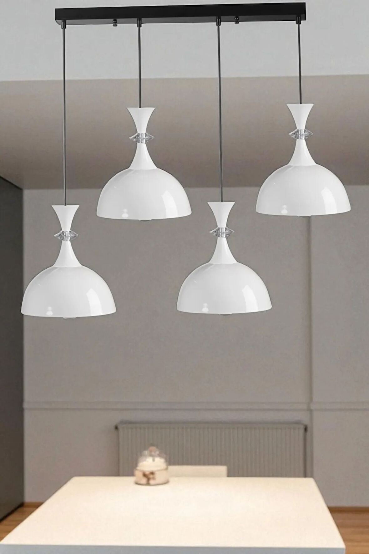 AKAY 4 LÜ SIRALI BEYAZ SARKIT