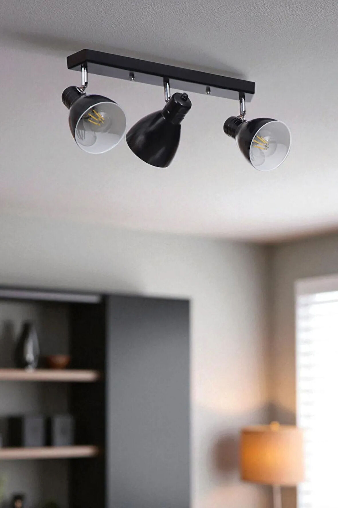 OTİS 3 LÜ SIRALI SİYAH PLAFONYER AVİZE