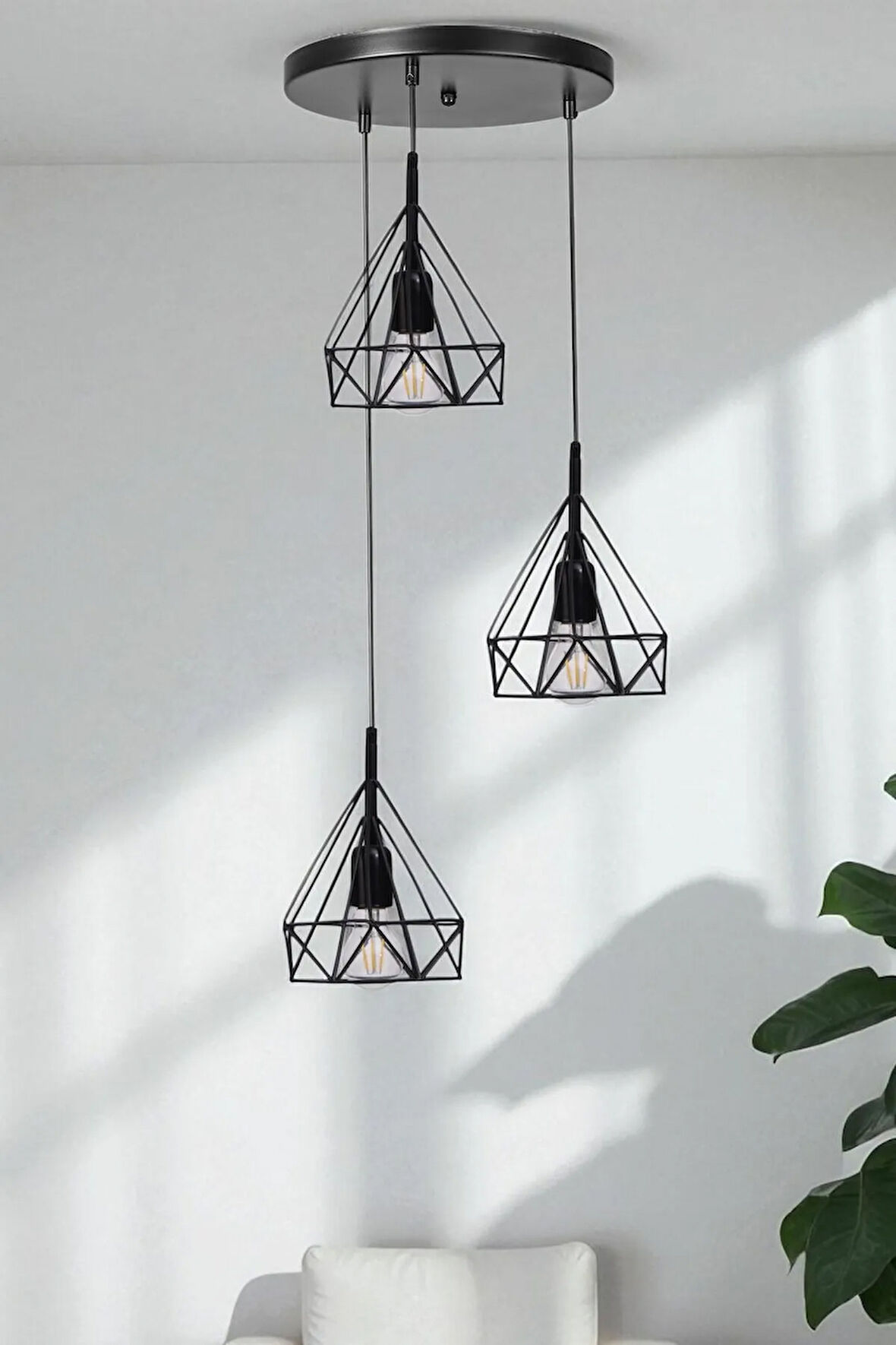 PRAMİT 3 LÜ TEPSİLİ SİYAH SARKIT