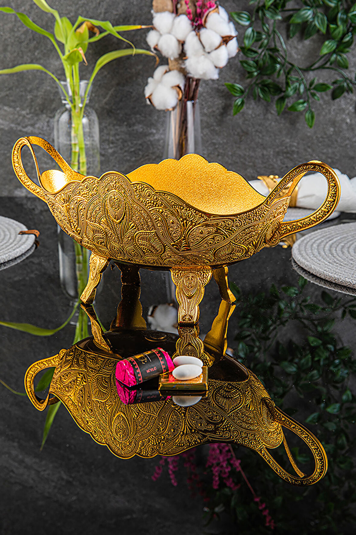 DESENLİ AYAKLI GONDOL ALTIN