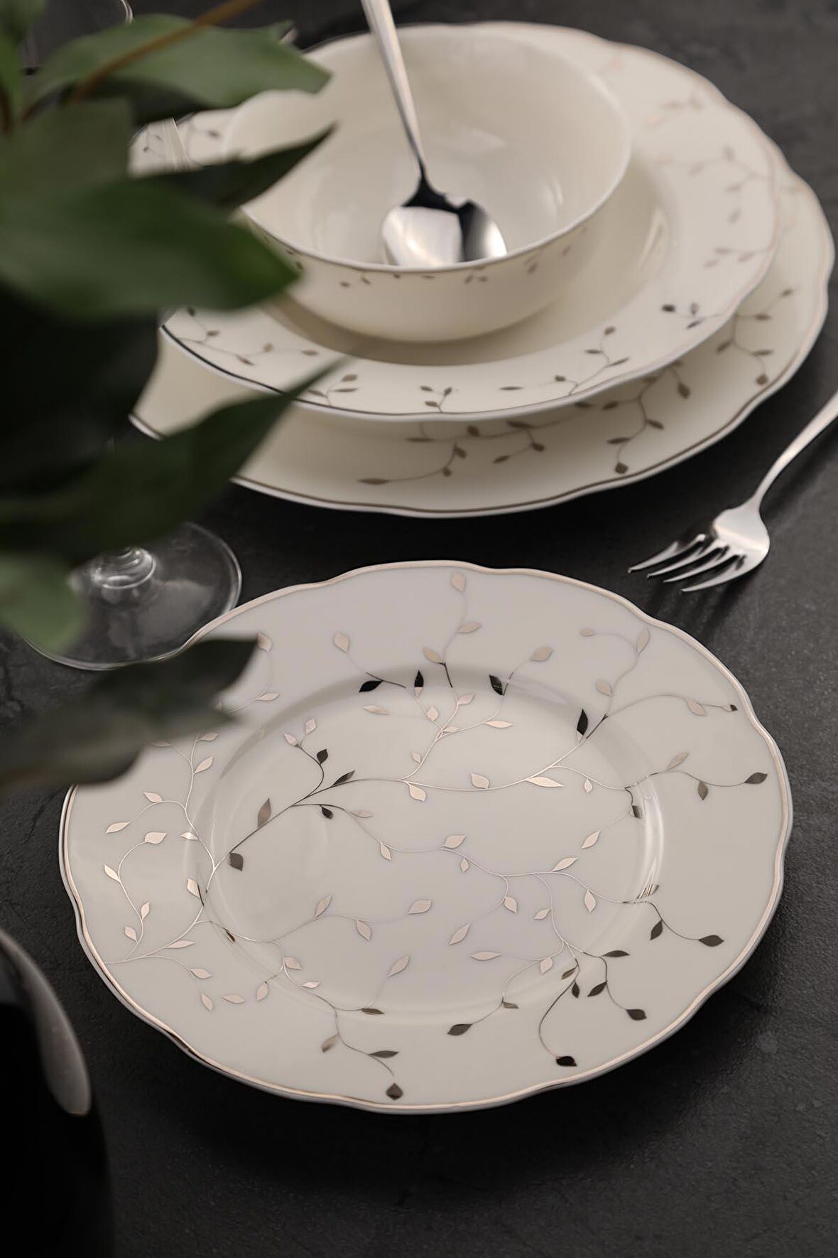 Bone Olympos 56 Parça 12 Kişilik Yemek Takımı Leaves Silver