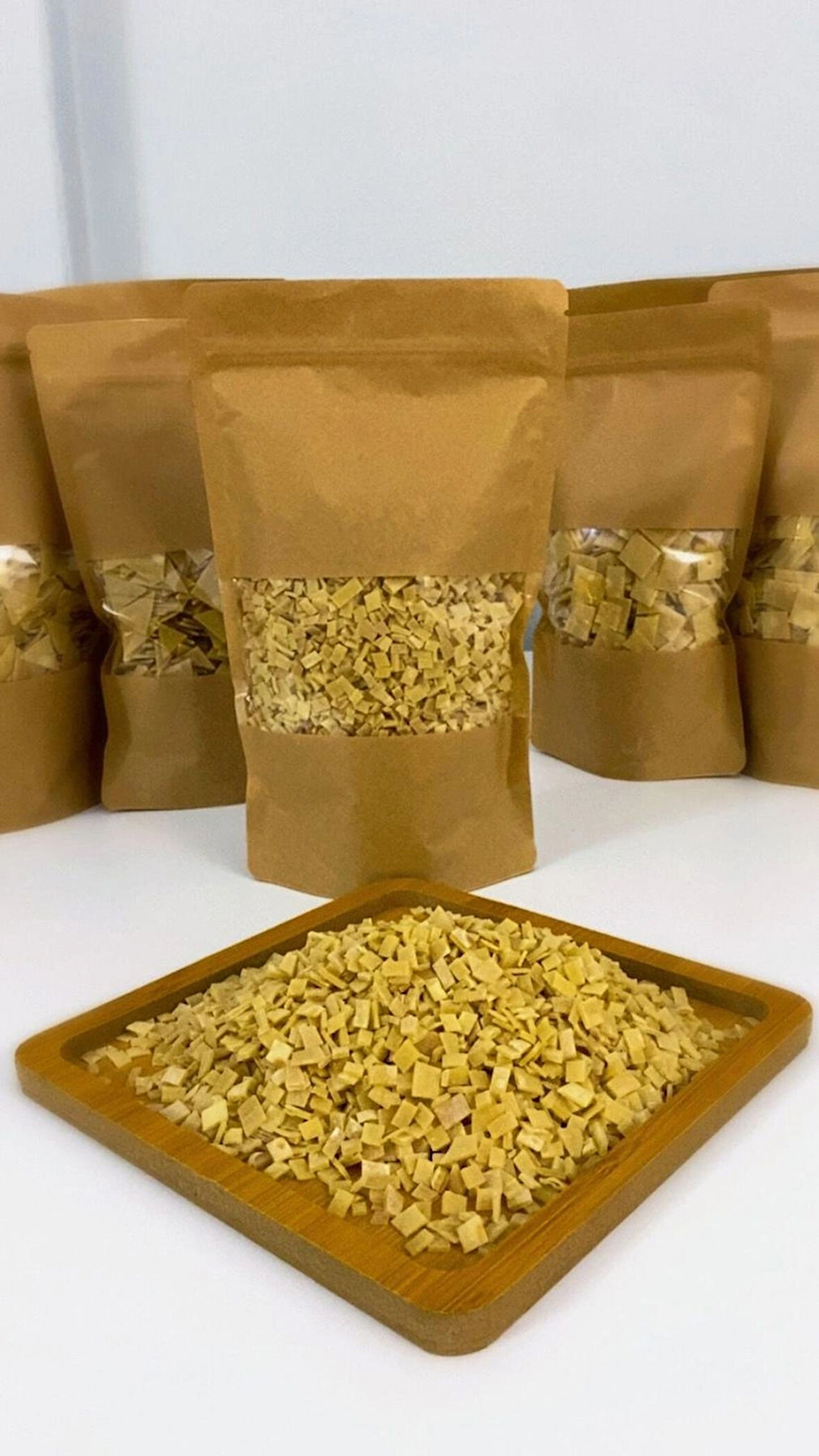 Emt Gıda Ev Yapımı %100 Doğal Çorbalık Erişte (500 G)