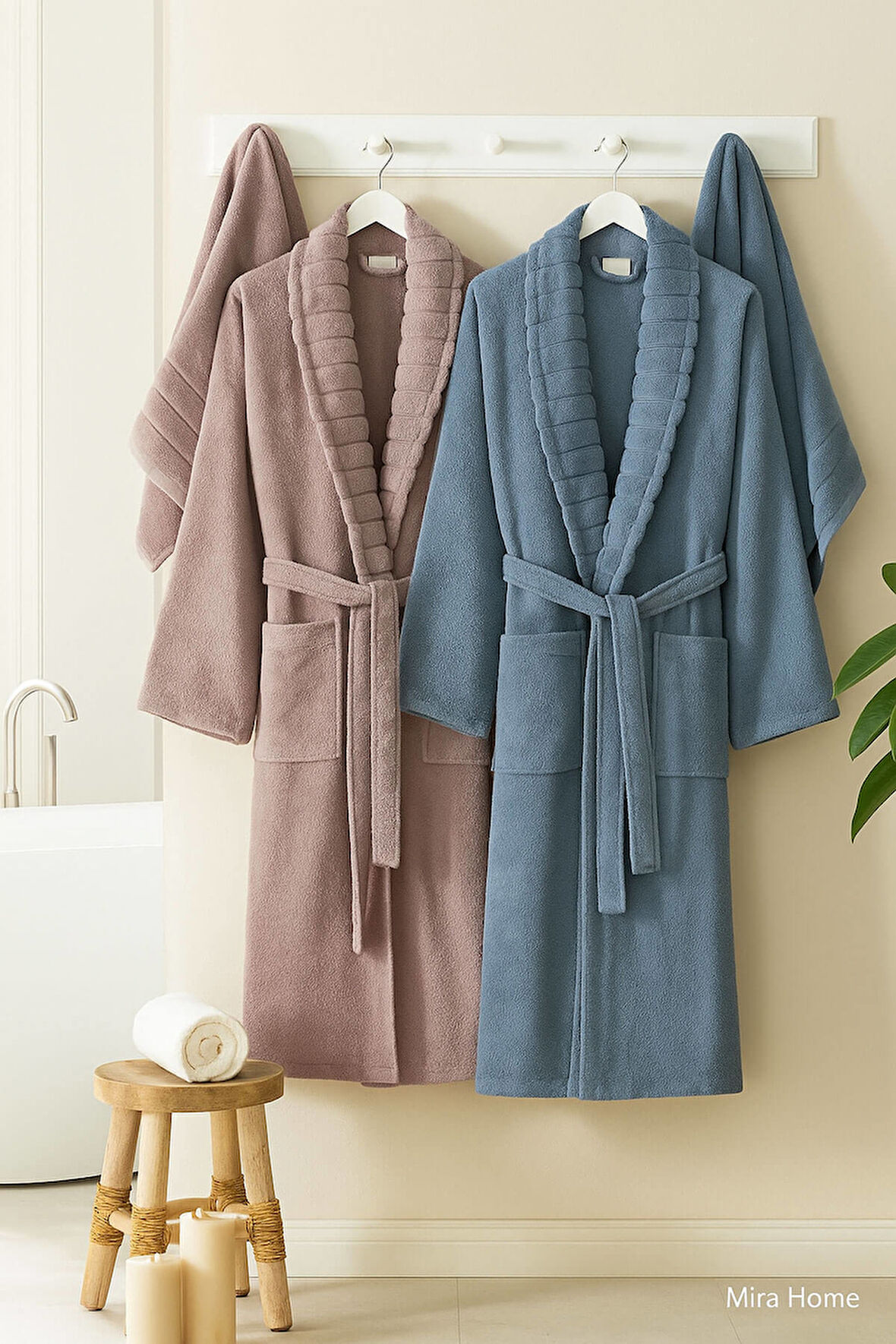 4 Parça Soft Elegance Banyo Aile Bornoz Seti %100 Pamuklu