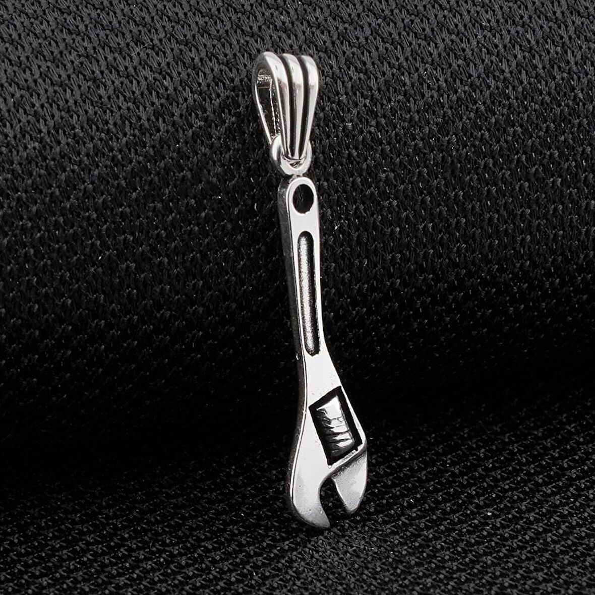 İngiliz Anahtarı 925 Ayar Gümüş Erkek Kolye Ucu