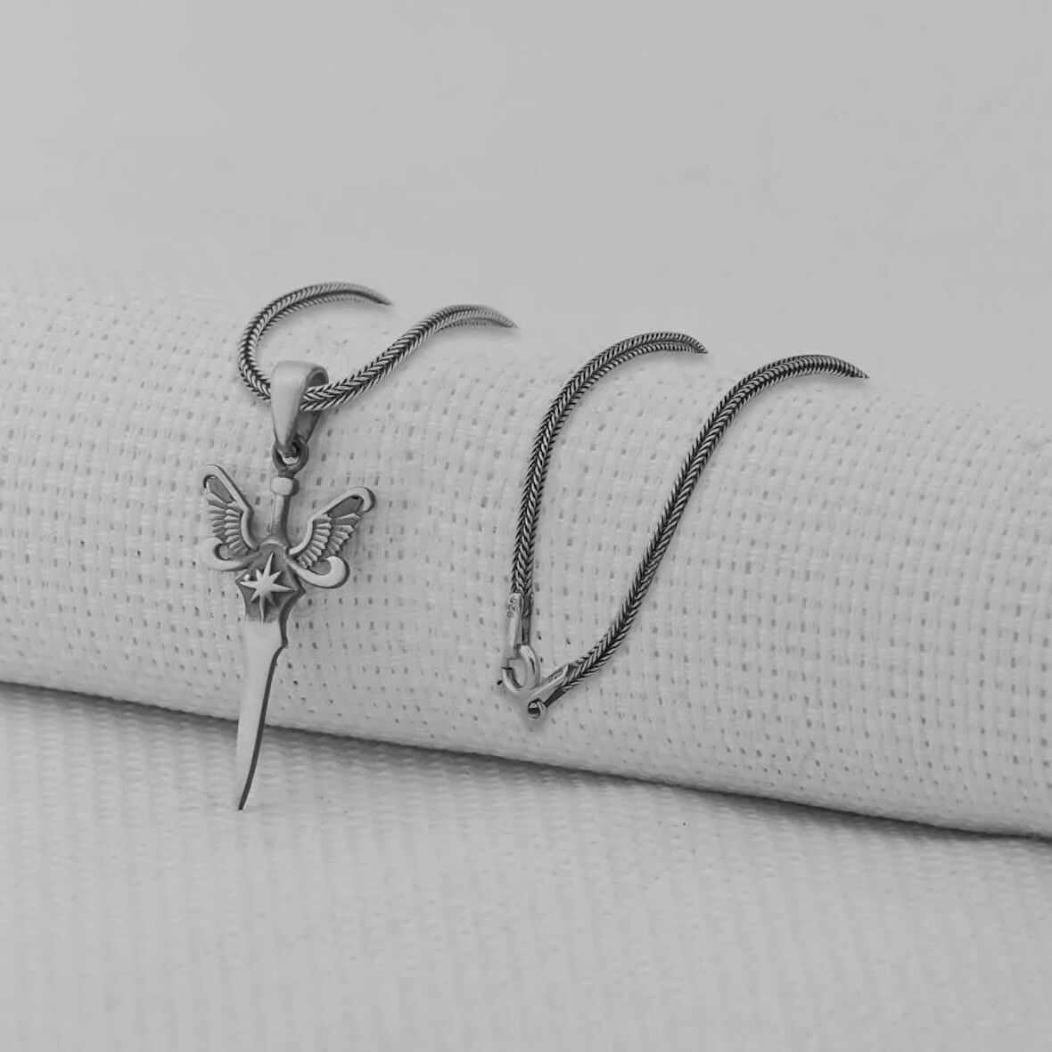 Melek Kanatlı 925 Ayar Gümüş Erkek Kolye