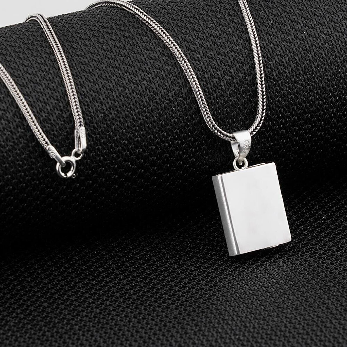 Açılabilir Cevşen Muskalık Kare 925 Ayar Gümüş Erkek Kolye