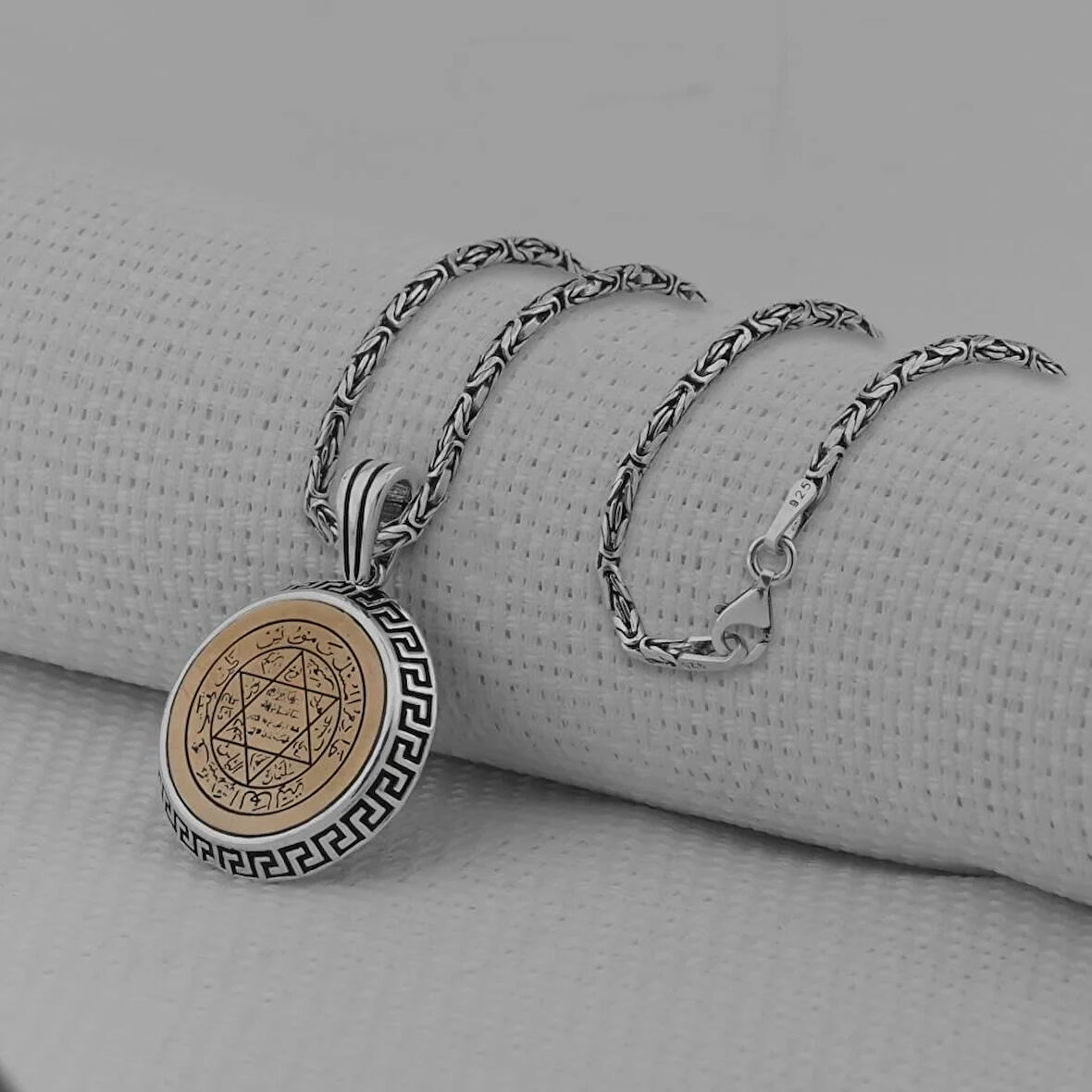 Yuvarlak Süleyman Mührü 925 Ayar Gümüş Erkek Kolye