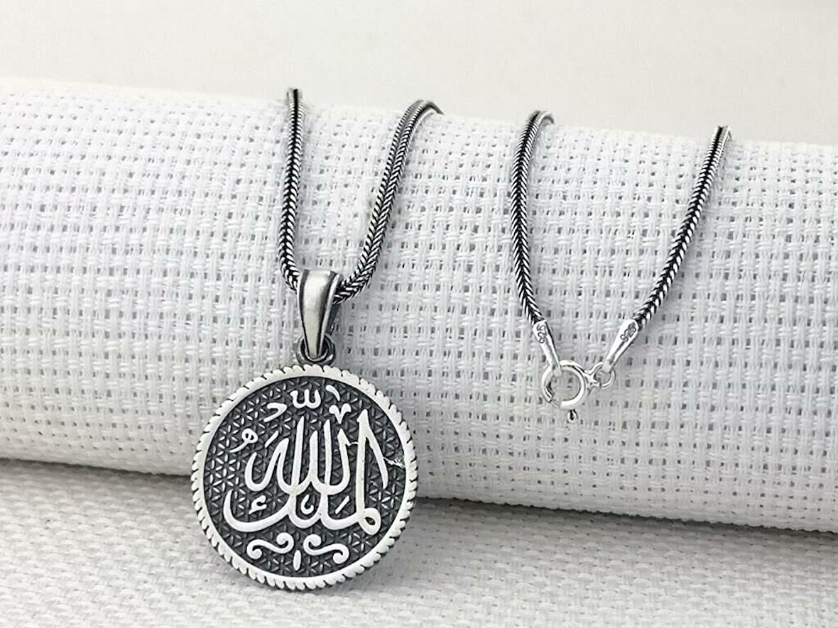 Mulki Allah Mulk Allahın Yazılı 925 Ayar Gümüş Erkek Kolye
