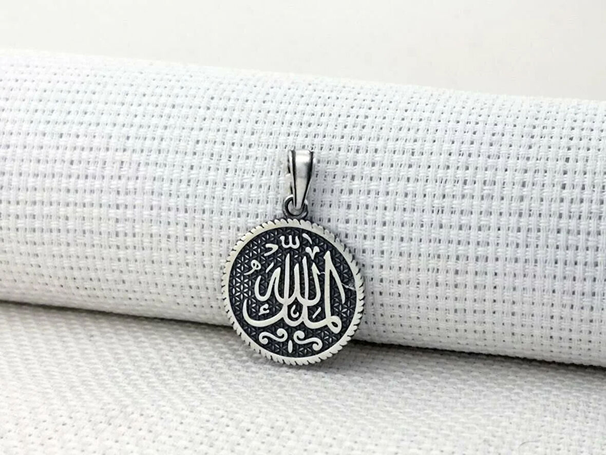 Mulki Allah Mulk Allahın Yazılı 925 Ayar Gümüş Erkek Kolye Ucu