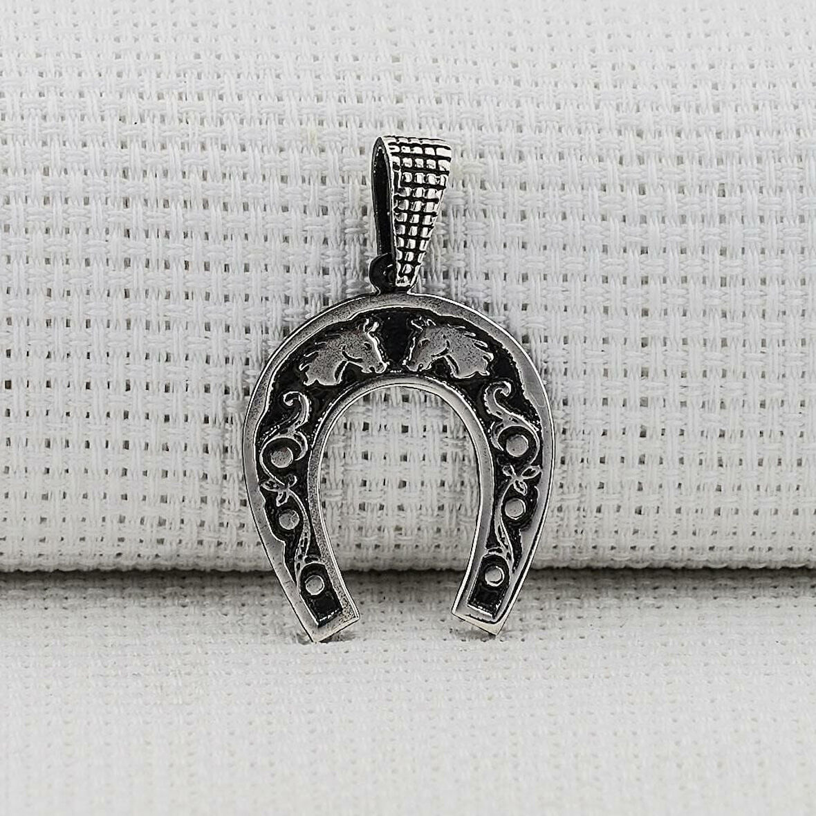 Nal Tasarımlı At Detaylı Kalın Zincir  925 Ayar Gümüş Erkek Kolye