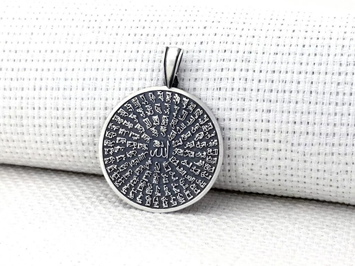 Allahın 99 İsmi Yazılı Esmaul Husna 925 Ayar Gümüş Erkek Kolye Ucu