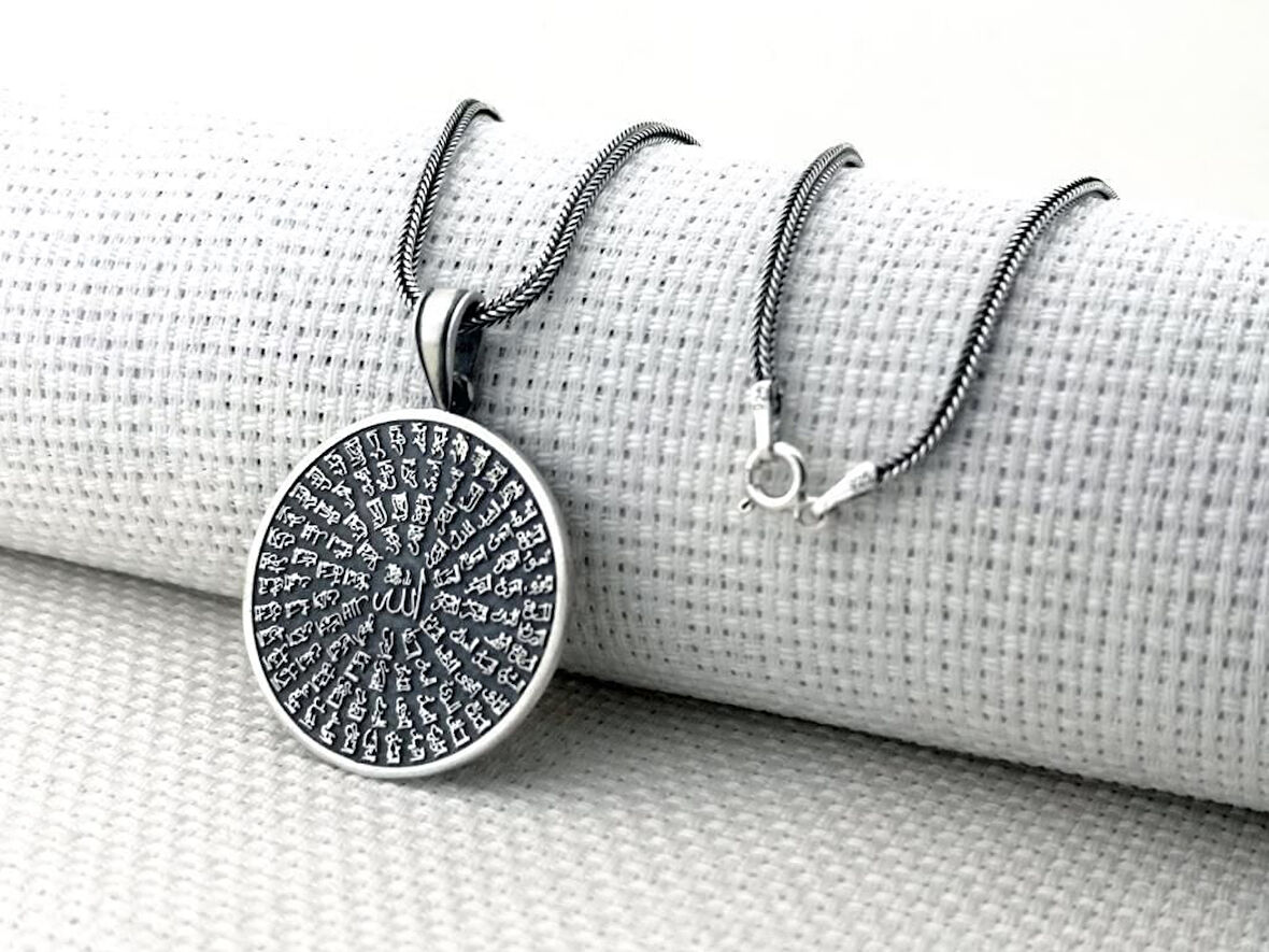 Allahın 99 İsmi Yazılı Esmaul Husna 925 Ayar Gümüş Erkek Kolye