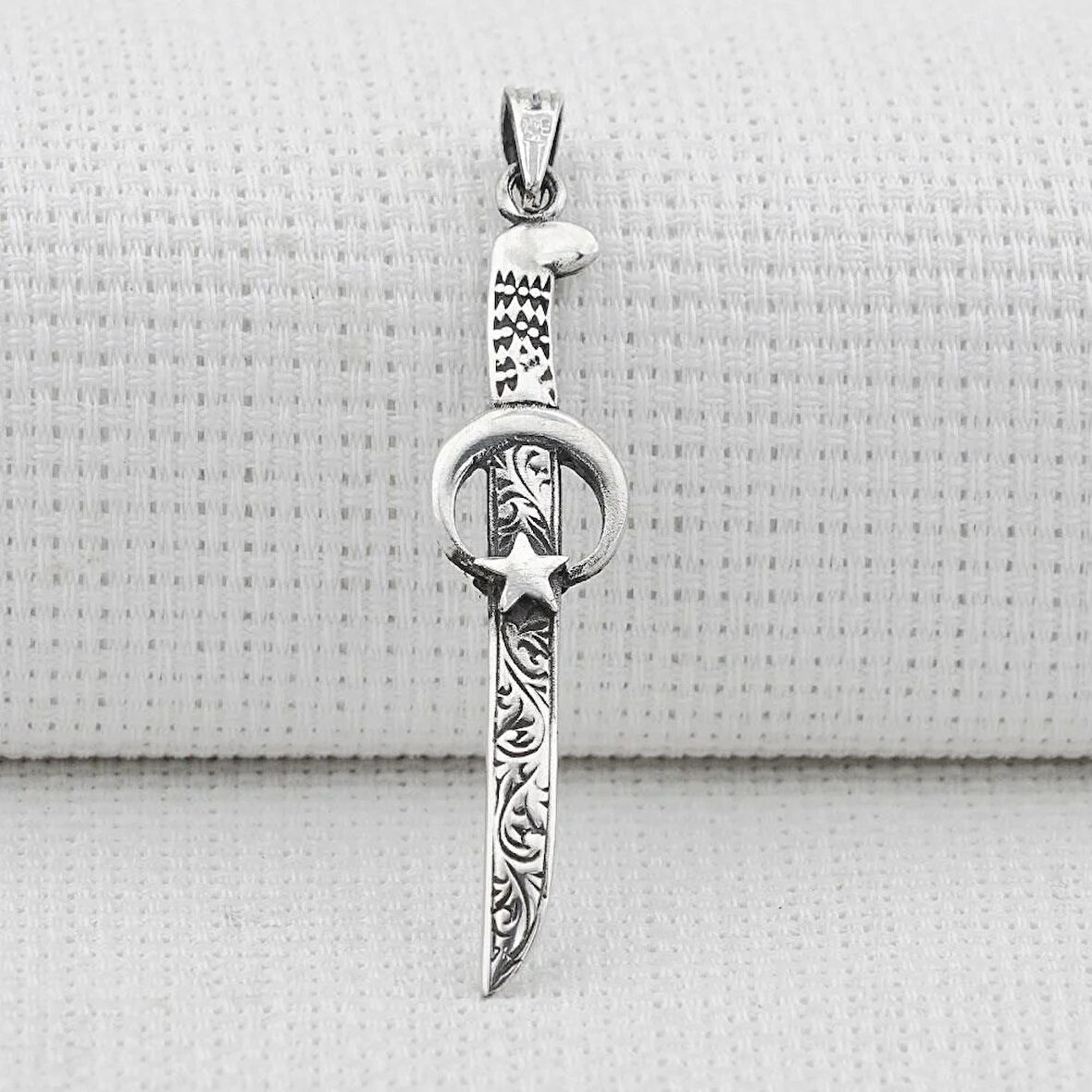 Ay Yıldız Tasarımlı  925 Ayar Gümüş Erkek Kolye