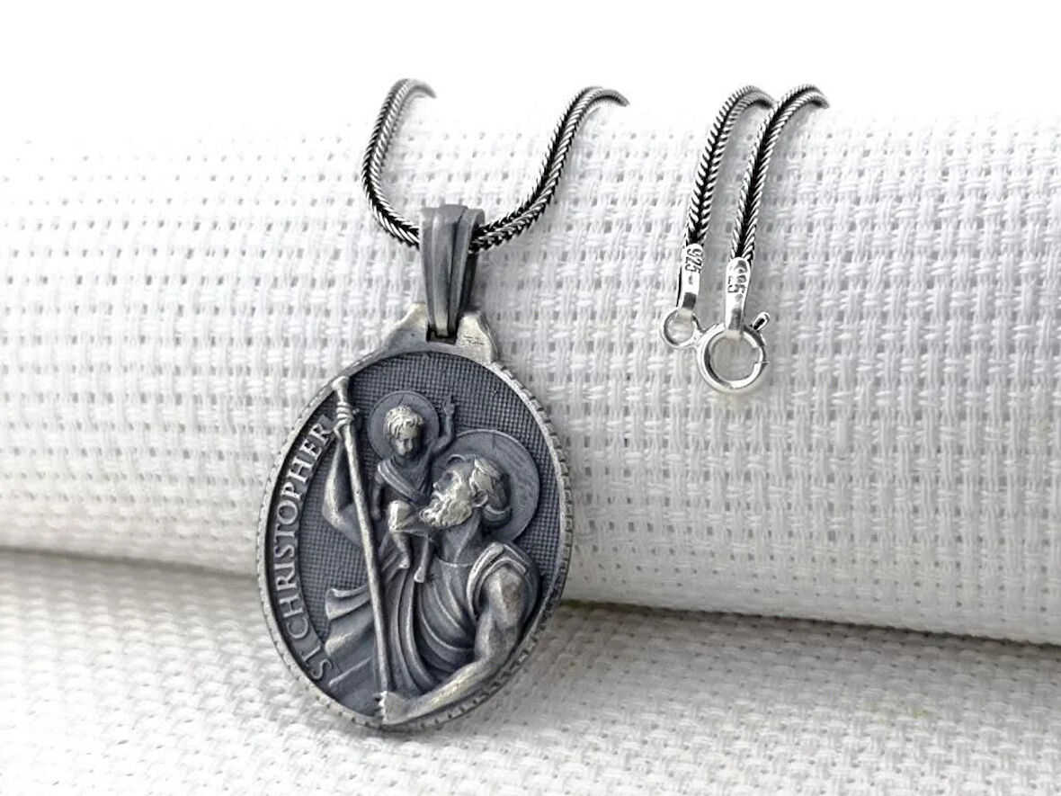 Aziz Christopher Üç Boyutlu  925 Ayar Gümüş Erkek Kolye