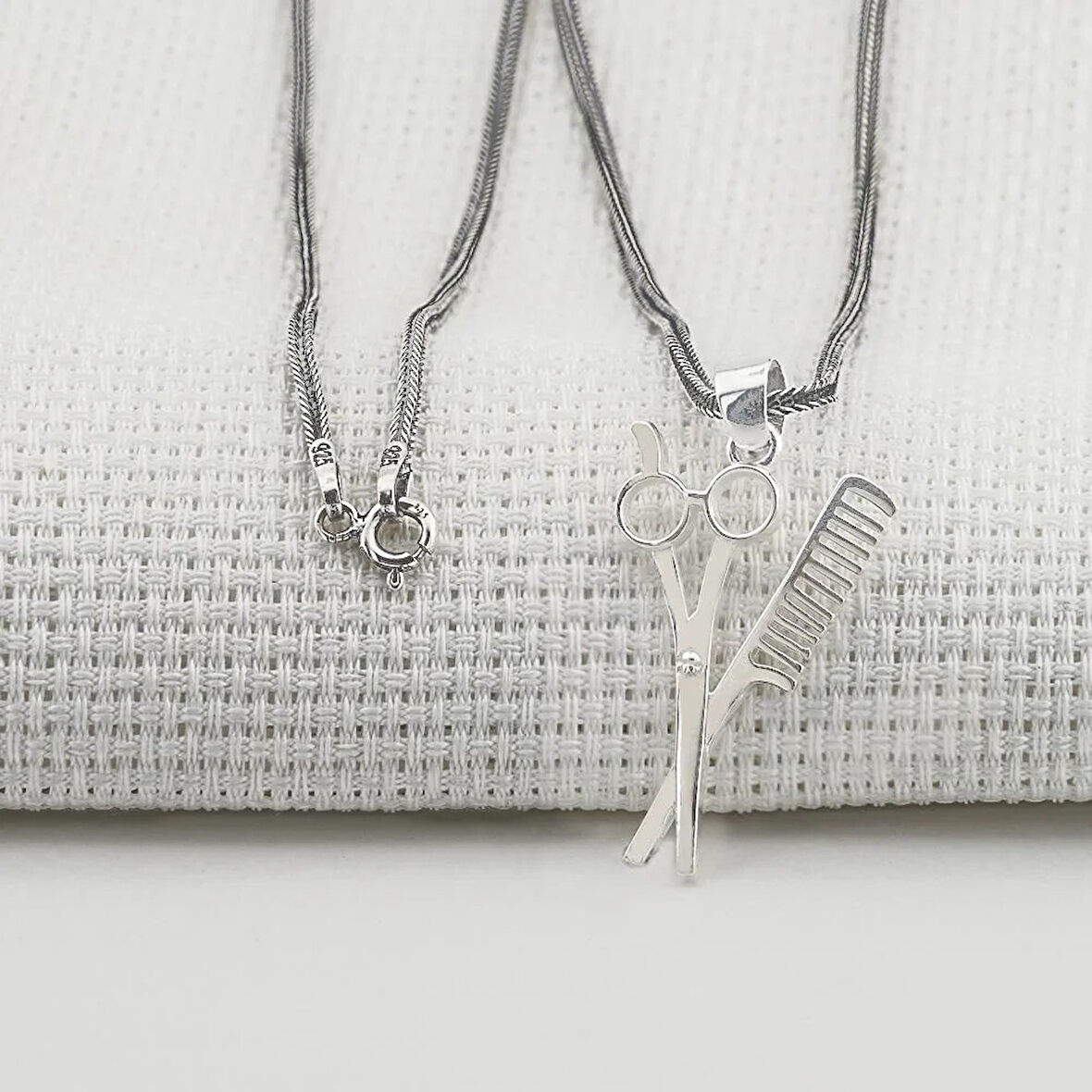 Berber Makas Ve Tarak  925 Ayar Gümüş Erkek Kolye