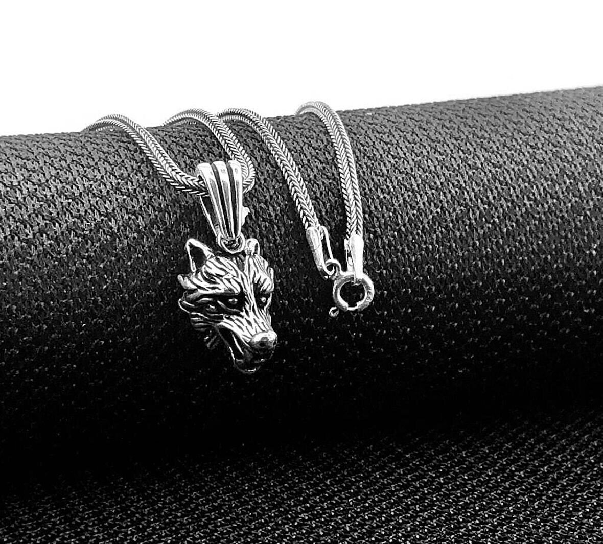 Kızgın Kurt Tasarımlı 925 Ayar Gümüş Erkek Kolye