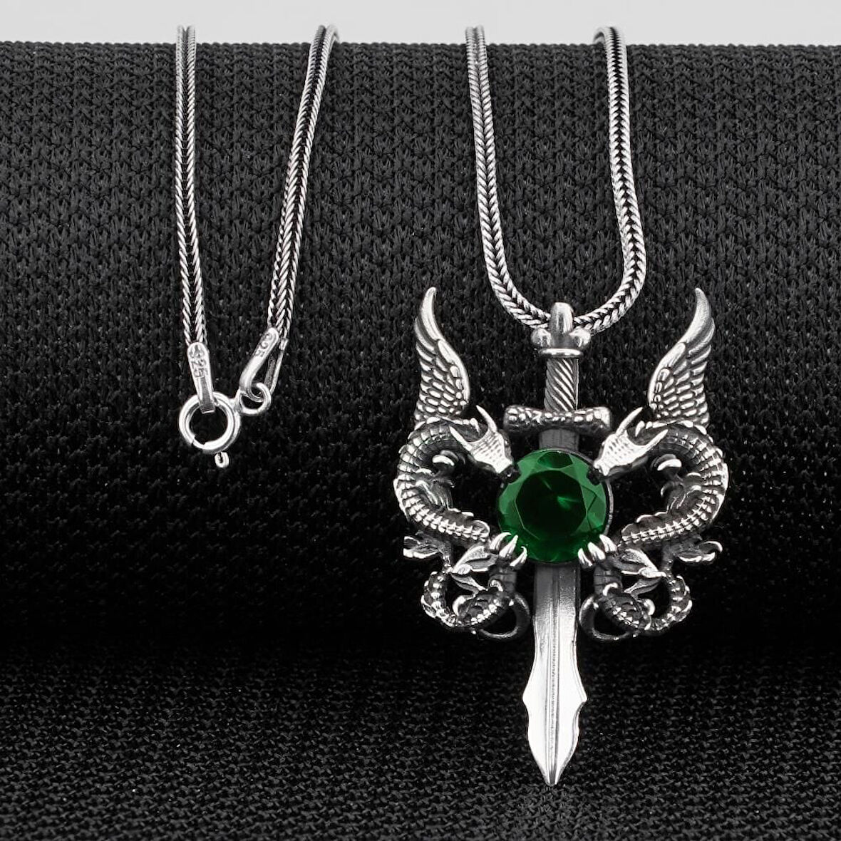 Ejderha Tasarımlı Zirkon Taşlı 925 Ayar Gümüş Erkek Kolye