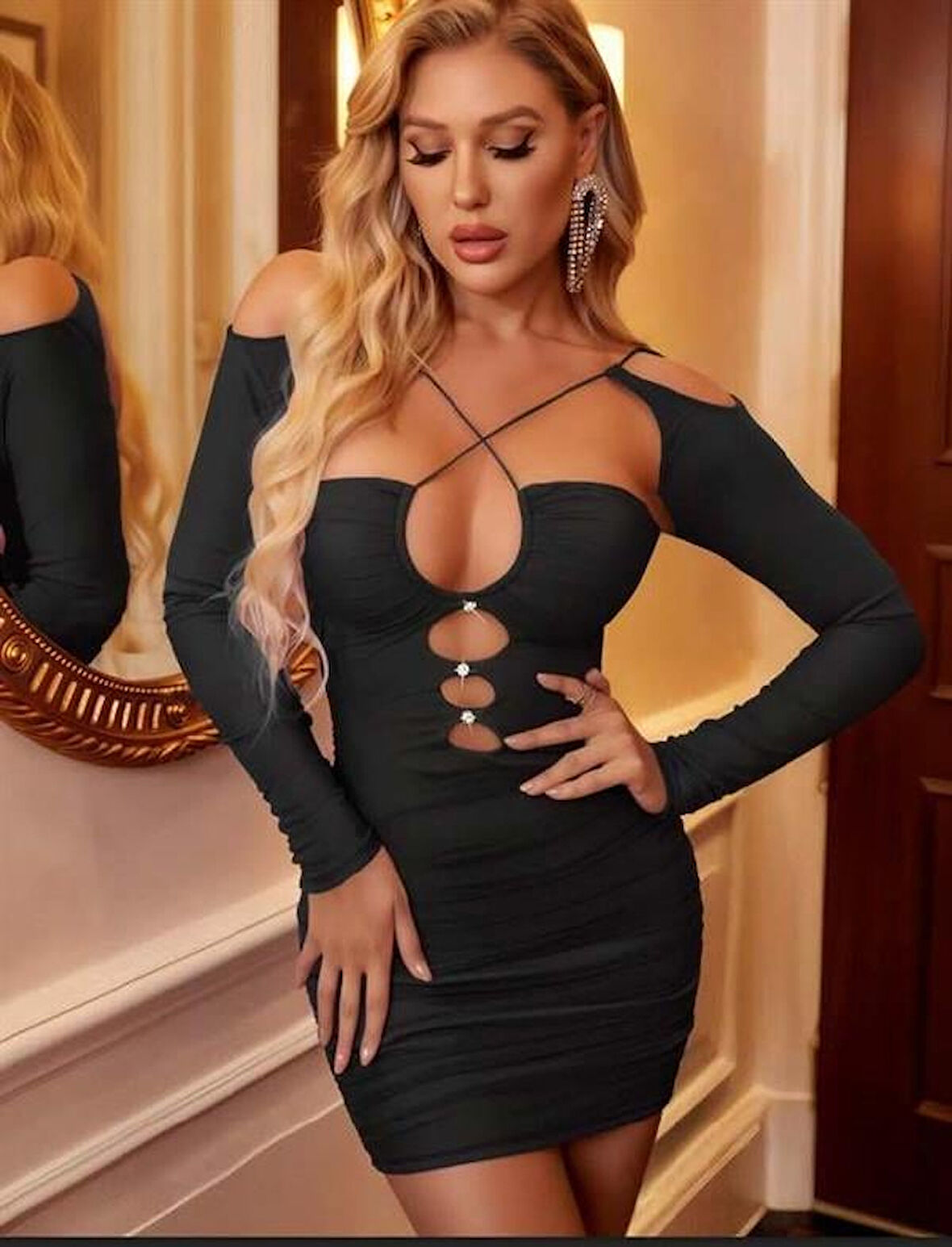 ÖZEL TASARIM  SIYAH GÖĞÜS DEKOLTELI İP DETAYLI MINI CLUB ELBISESI