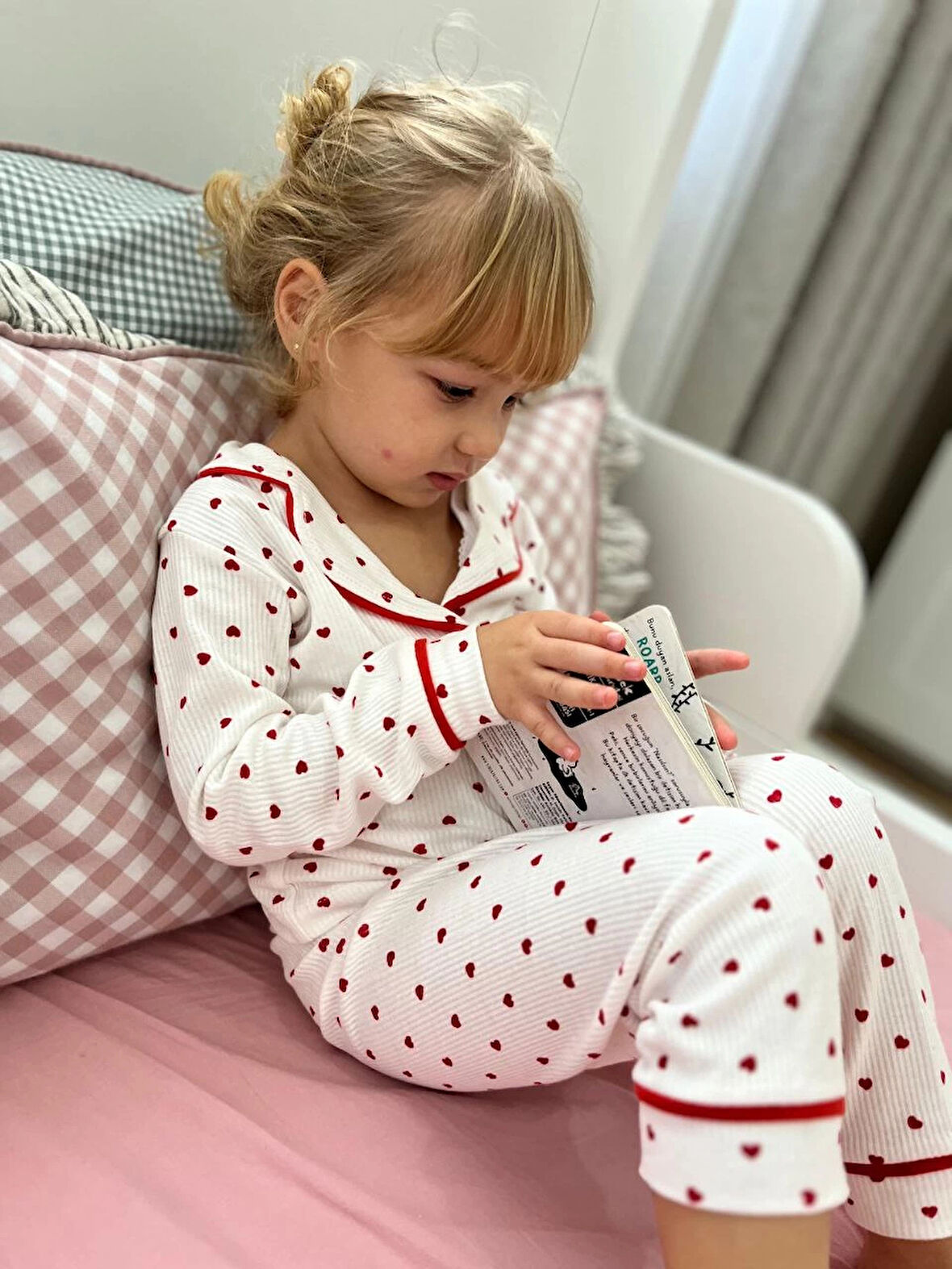 Kırmızı Kalp Detaylı Pijama Takımı