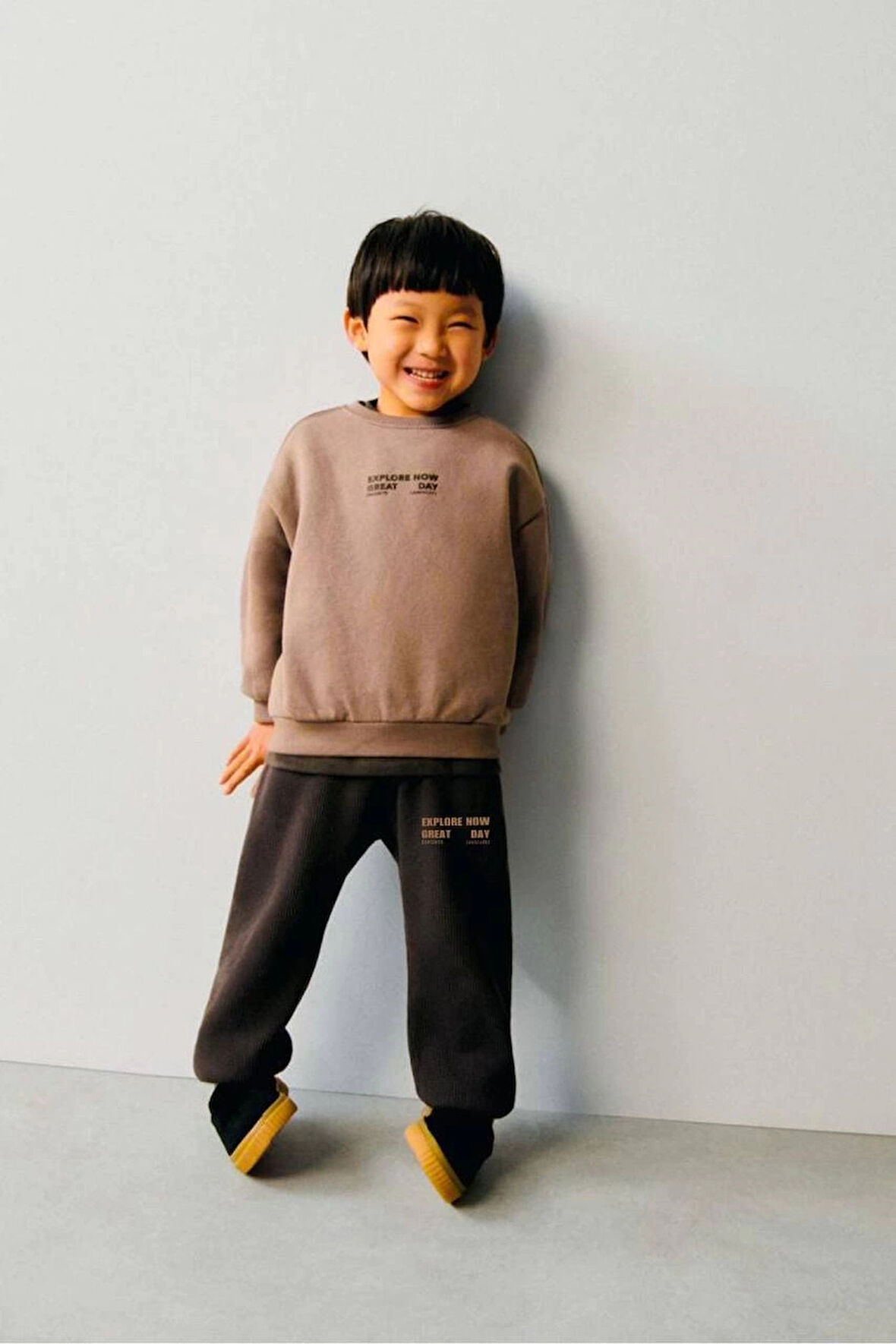 La'ciel Paris Sloganlı Takım