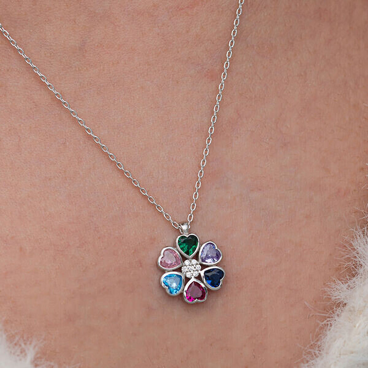 Renkli Kalpli Çiçek 925 Ayar Gümüş Kadın Kolye