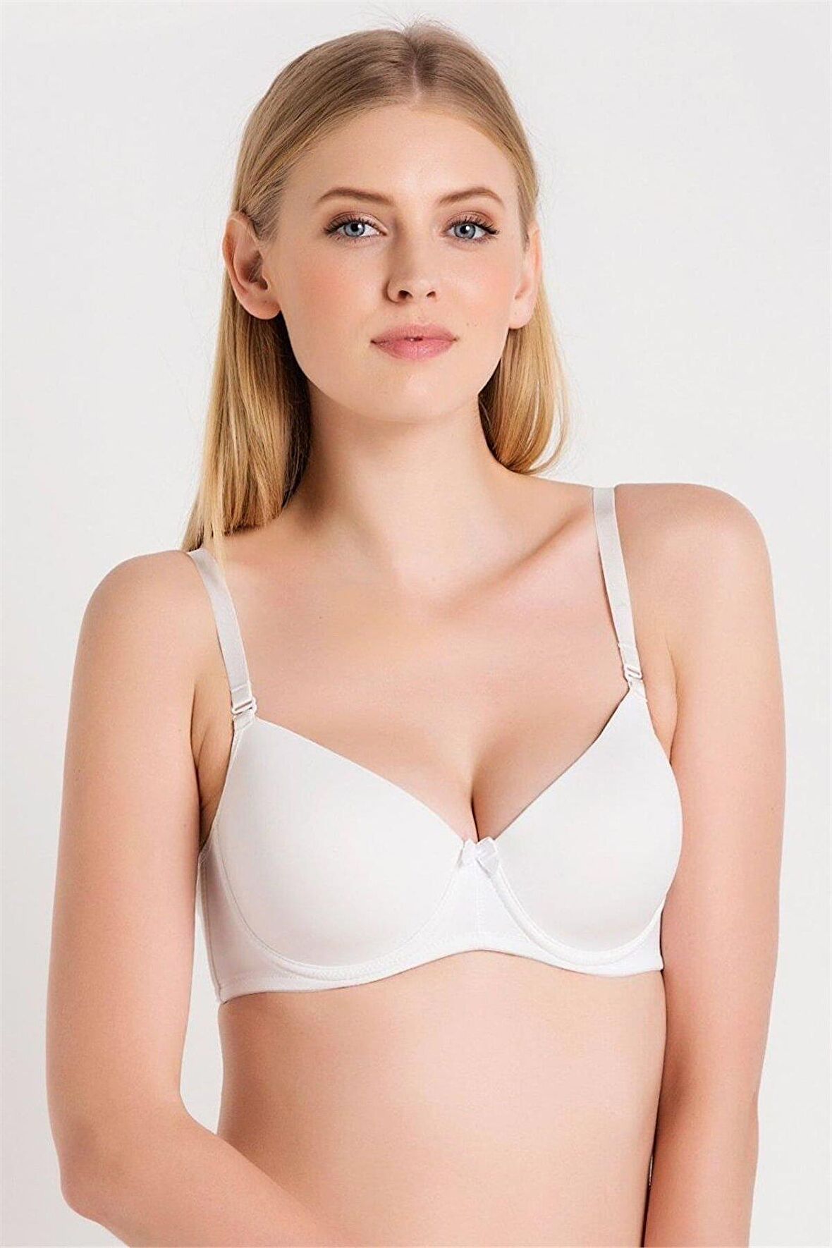 Magic Form Düz Kumaşlı İnce Süngerli Sütyen 3045 