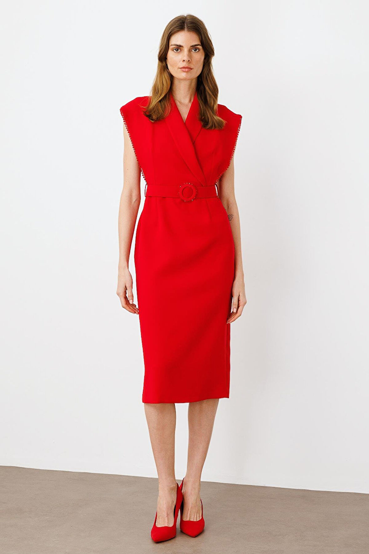 Moda İlgi Kadın Kol Ağzı Boncuk Aksesuar Detaylı Elbise 0015 Kırmızı