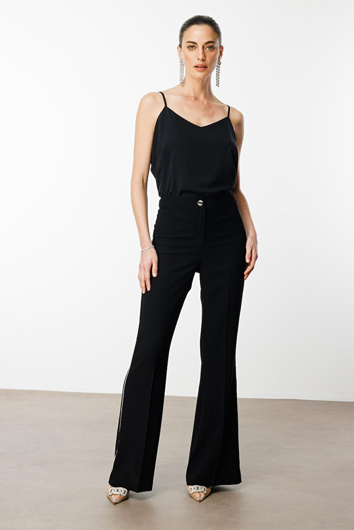 Moda İlgi Kadın Yanı Şerit Taş Aksesuarlı Pantolon 0077 Siyah