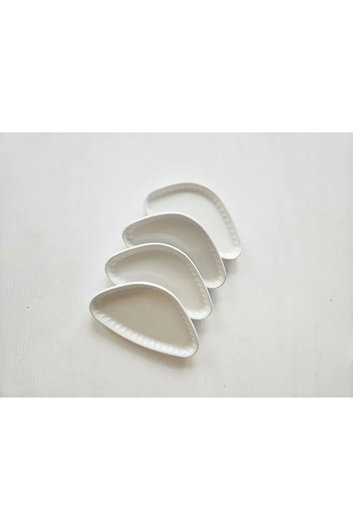 Aryıldız Gordion Kırık Bej Kayık Tabak 4 Parça 12 cm